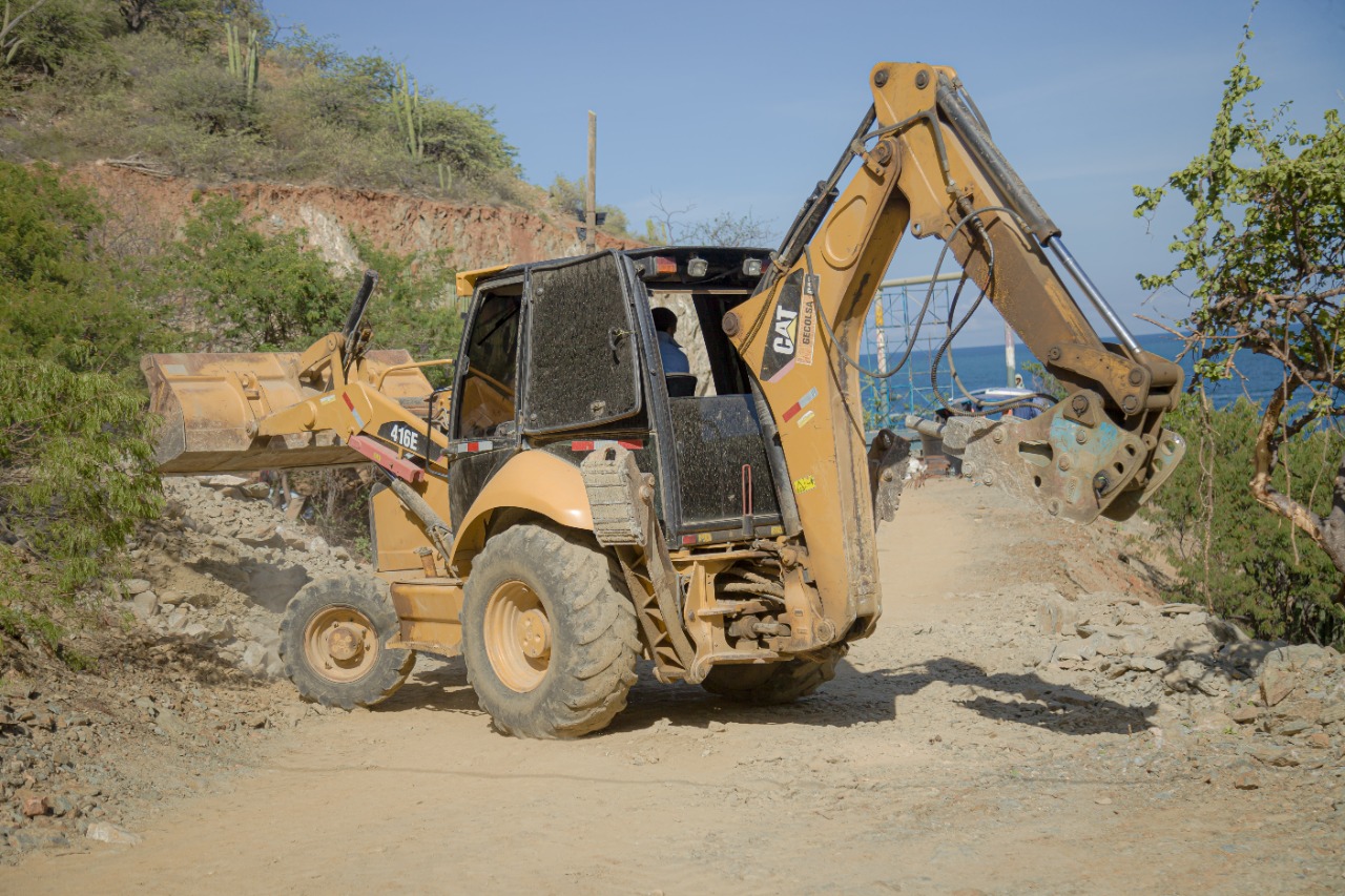Distrito impone medida de suspensión a obra que afectaba zonas de protección ambiental en los cerros