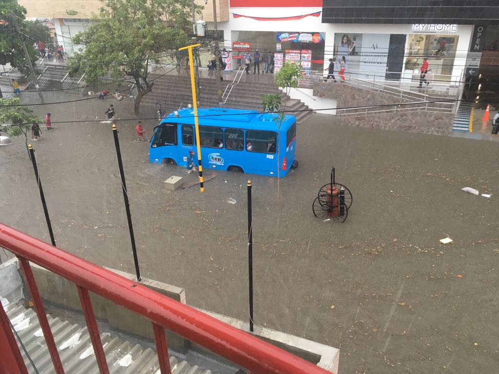 Tres viviendas colapsaron y 94 más resultaron inundadas durante lluvias: según Ogricc Tres viviendas colapsaron y 94 más resultaron inundadas durante lluvias: según Ogricc