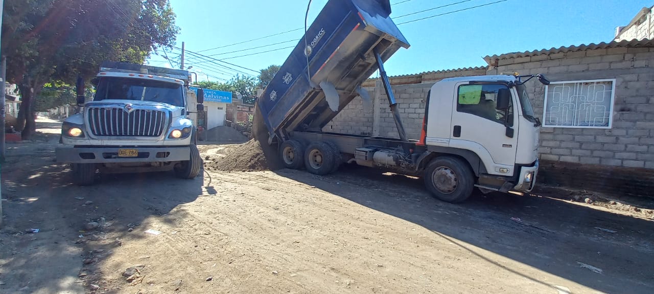 Alcaldía Distrital ha recolectado y retirado 1850 metros cúbicos de sedimento y roca en varios sectores de la ciudad