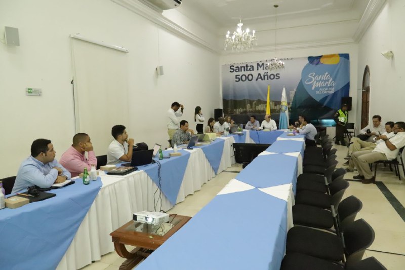 Distrito implementa “Plan de Acción” para garantizar suministro de agua a todos los samarios Distrito implementa “Plan de Acción” para garantizar suministro de agua a todos los samarios