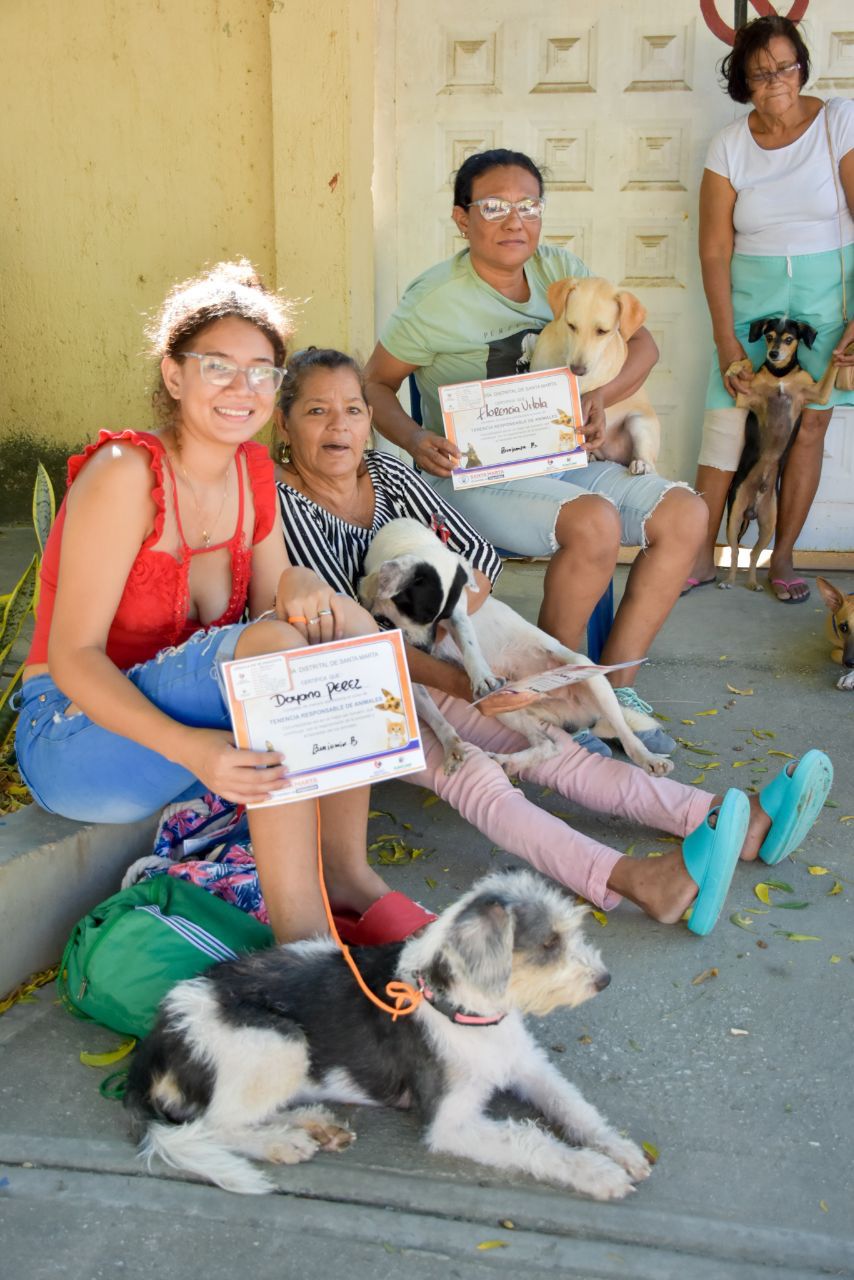 40 Caninos y felinos fueron esterilizados en el barrio Bastidas