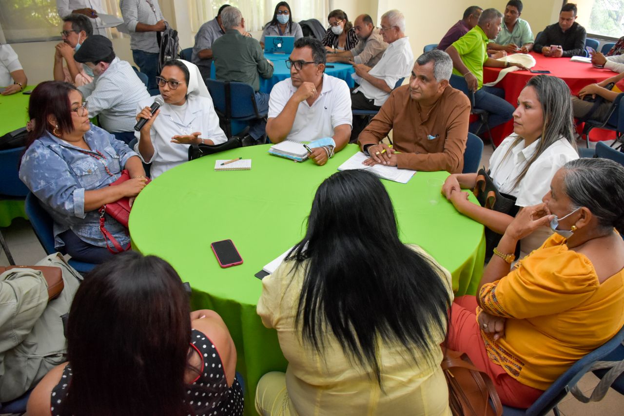 Alcaldía Distrital, rectores y rectoras afianzan compromiso por el mejoramiento de la calidad educativa