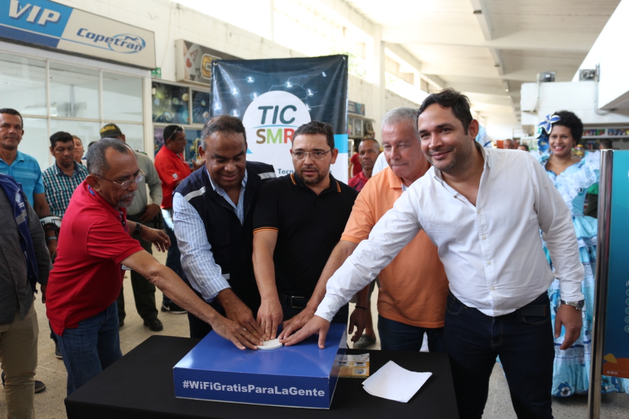 Pasajeros de la Terminal de Transporte cuentan con WiFi Gratis