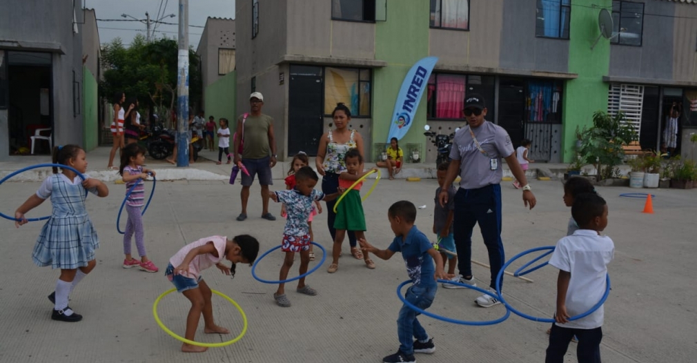 Alcaldía del Cambio llega con actividades recreo deportivas y regalos a los barrios de la ciudad