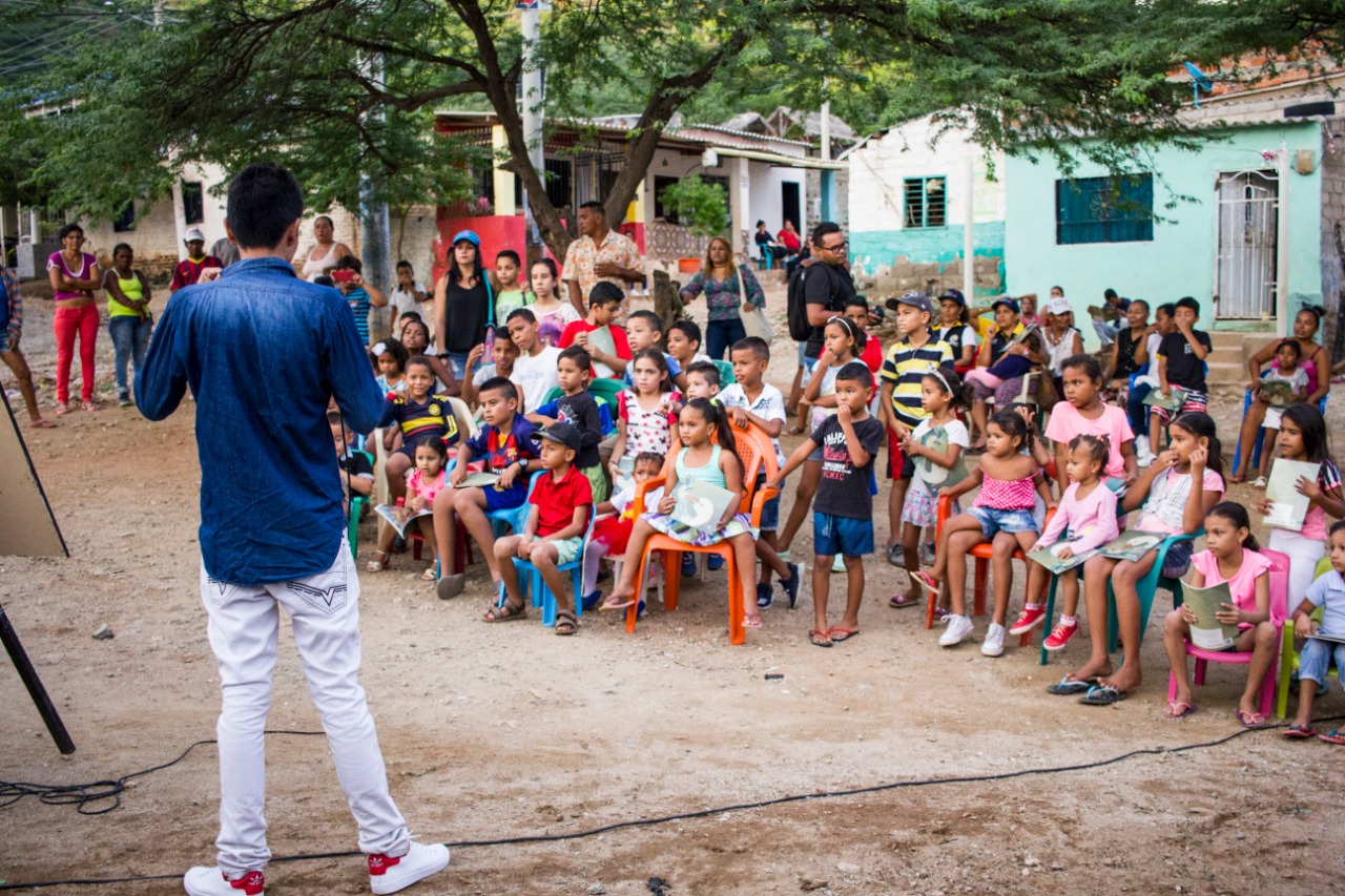 Estrategia de Formación Artística y Cultural EFAC, llevó ´Galería Callejera´ a Taganga