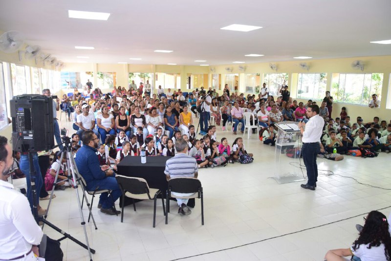 Alcalde convoca a participar en la movilización social por la educación Alcalde convoca a participar en la movilización social por la educación