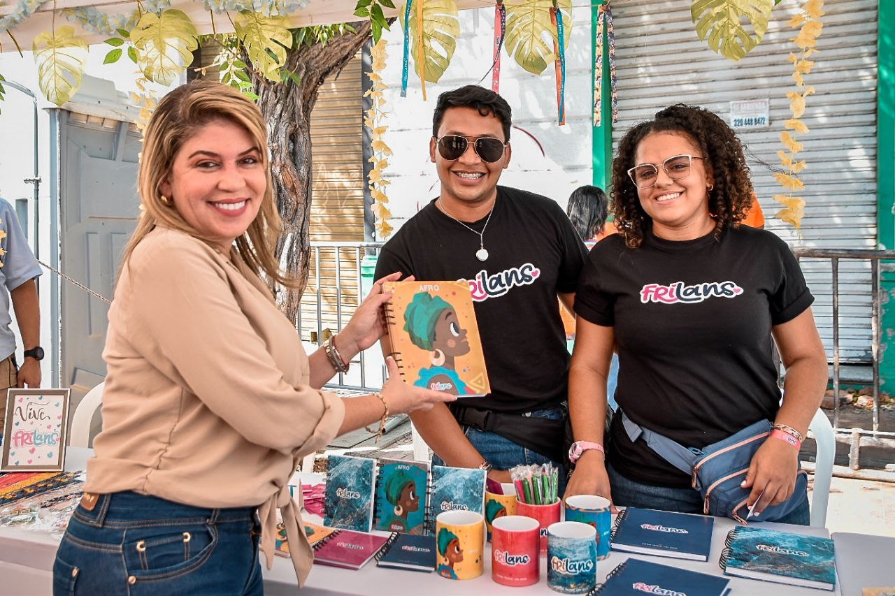 Con éxito se realizó la segunda versión de la feria “Diversos emprendimientos”