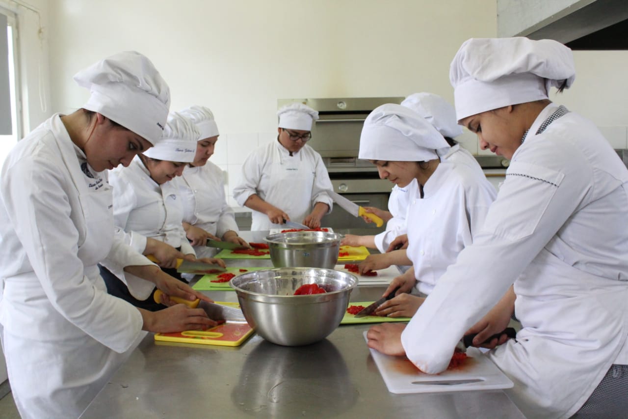Alcaldía llevará alta gastronomía a Cabañas de Buritaca Alcaldía llevará alta gastronomía a Cabañas de Buritaca