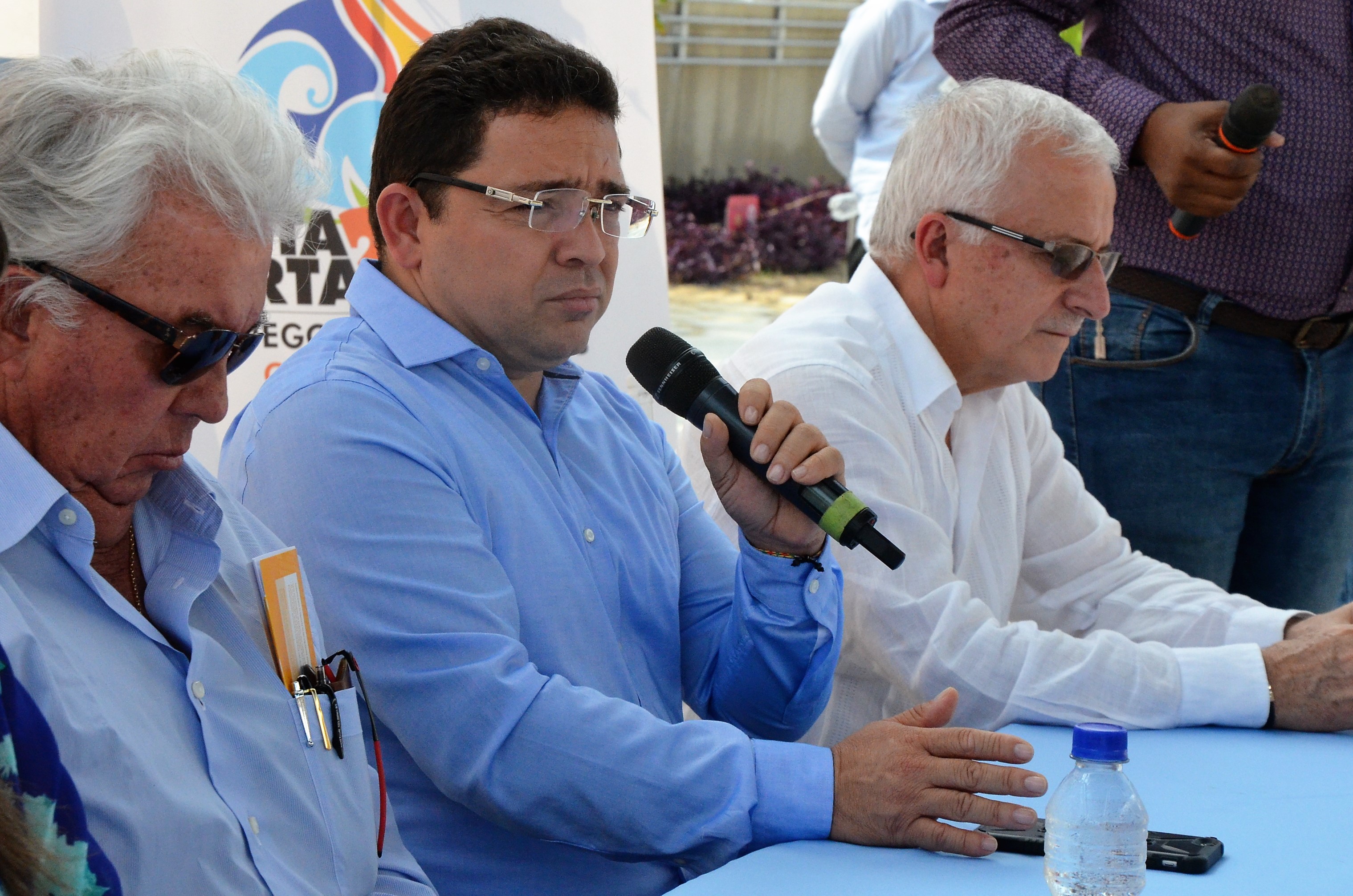 Alcalde Rafael Martínez postulará la candidatura de la ciudad como sede para realizar los V Juegos de Mar y Playa 2023