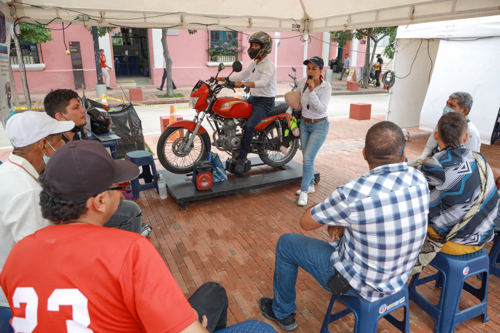 La Ruta Nacional por la Seguridad Vial hace parada en Santa Marta