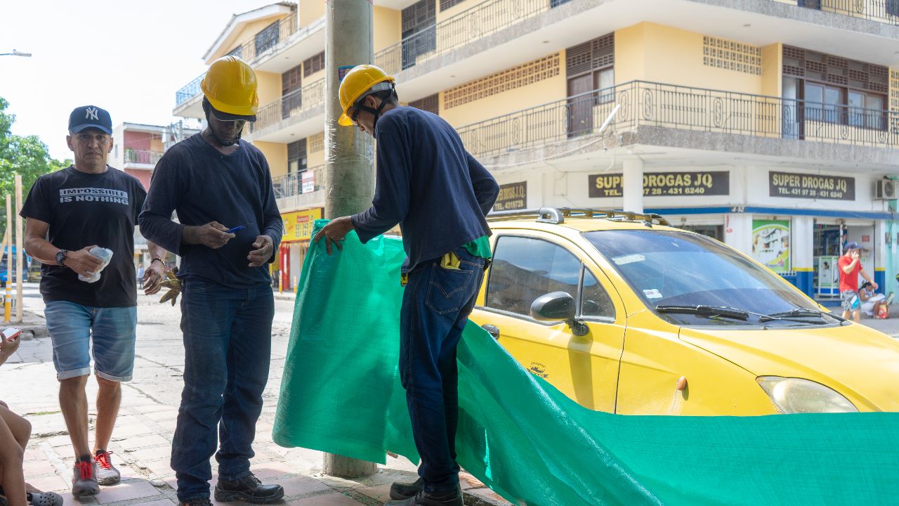 Contratista de carrera 5ta inicia obra civil