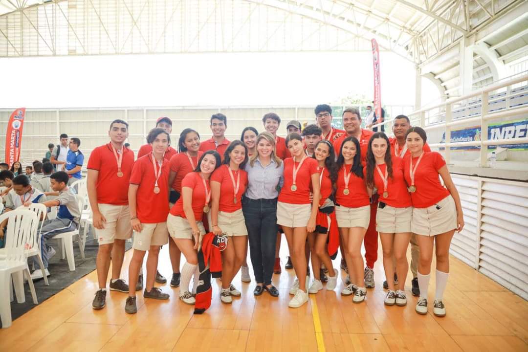 Alcaldesa lideró clausura de los Juegos Intercolegiados Distritales 2022