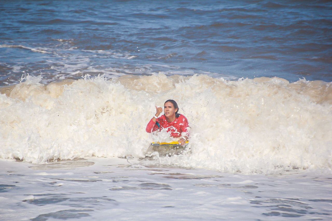 Colombia y Venezuela logran triunfos históricos en las finales de surf en los I Juegos Centroamericanos y del Caribe Mar y Playa