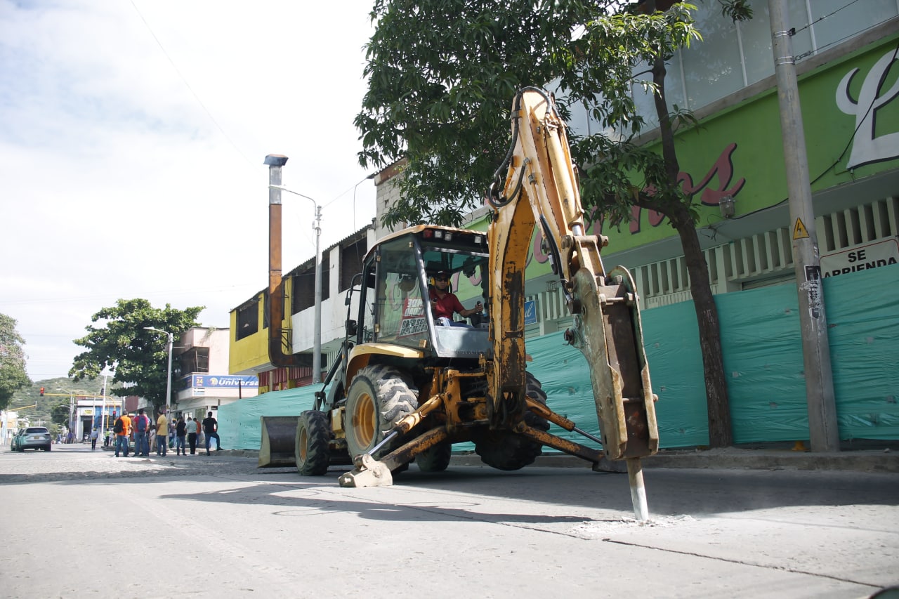 Avanzan las obras civiles del primer tramo de la carrera 5ta en su etapa de demolición