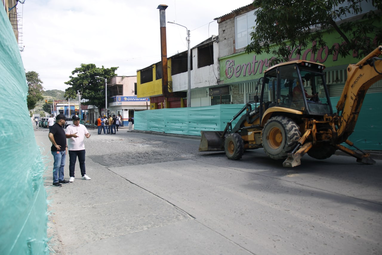 Avanzan las obras civiles del primer tramo de la carrera 5ta en su etapa de demolición