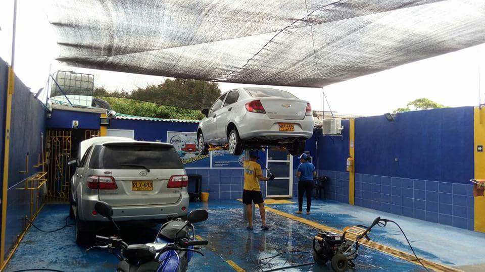 Reiteran ‘pico y placa’ a lavaderos de vehículos en Santa Marta para mitigar efectos de la sequía