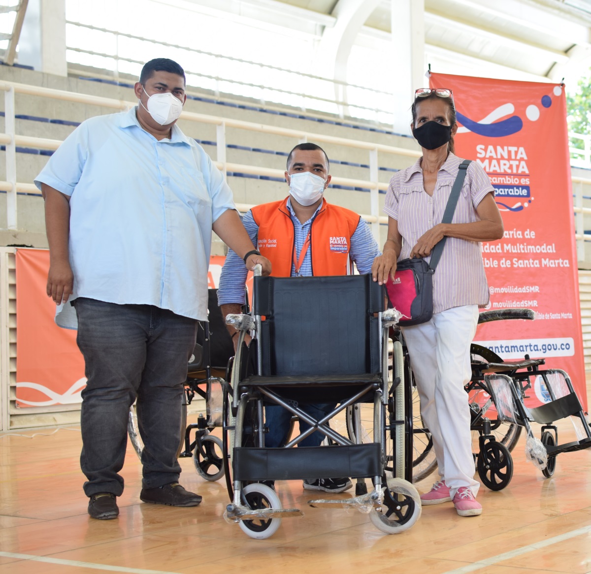 Personas Con Discapacidad Reciben Ayudas Técnicas Por Parte Del Distrito Alcaldía Distrital De 