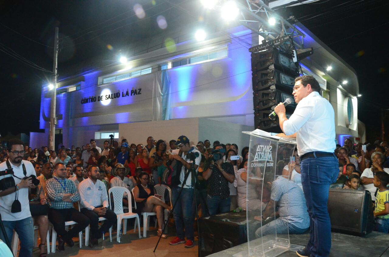 Alcalde Rafael Martínez entregó nuevo centro de salud de La Paz