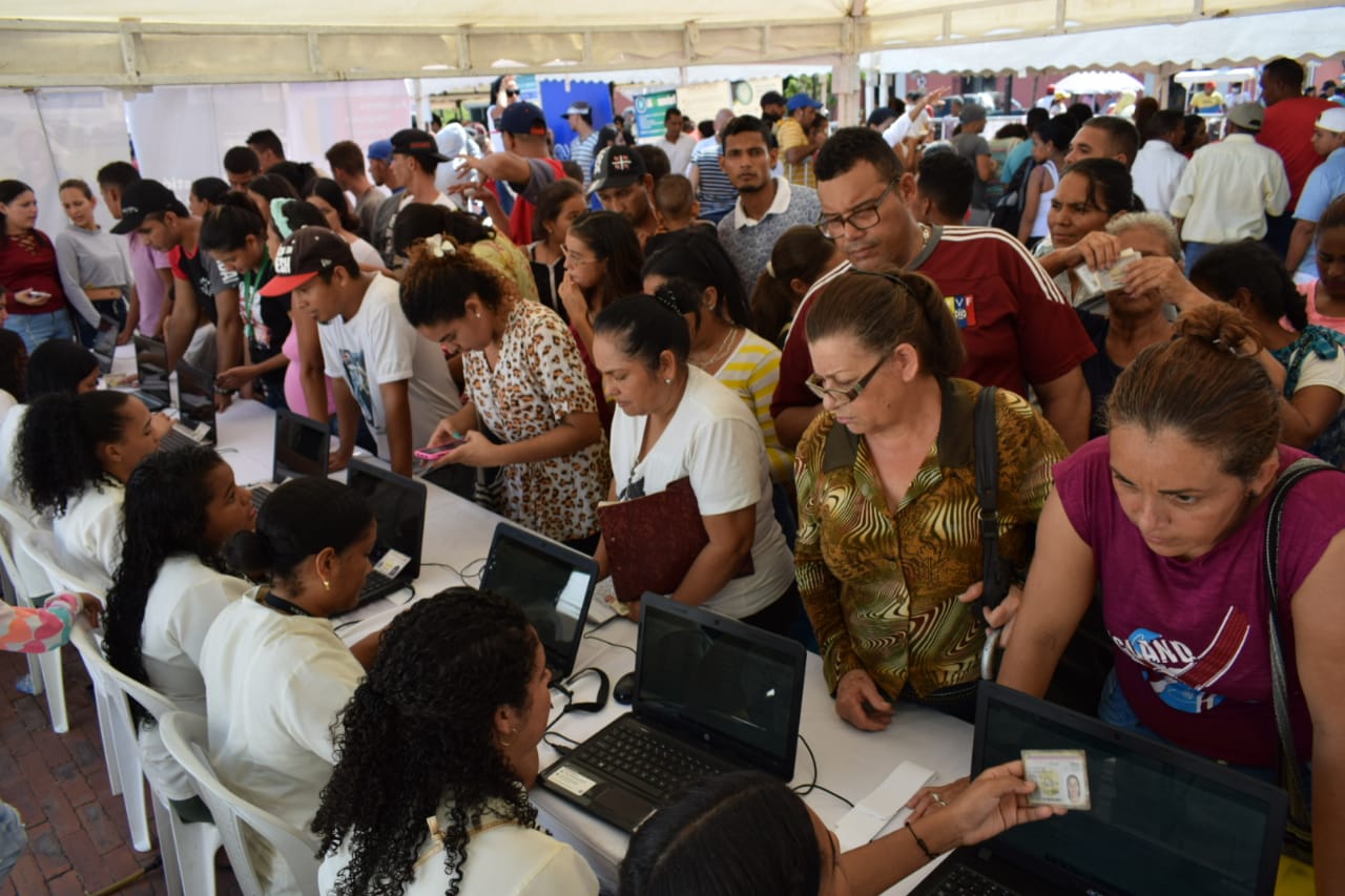 1.800 personas accedieron a la ‘Gran Feria para Migrantes’