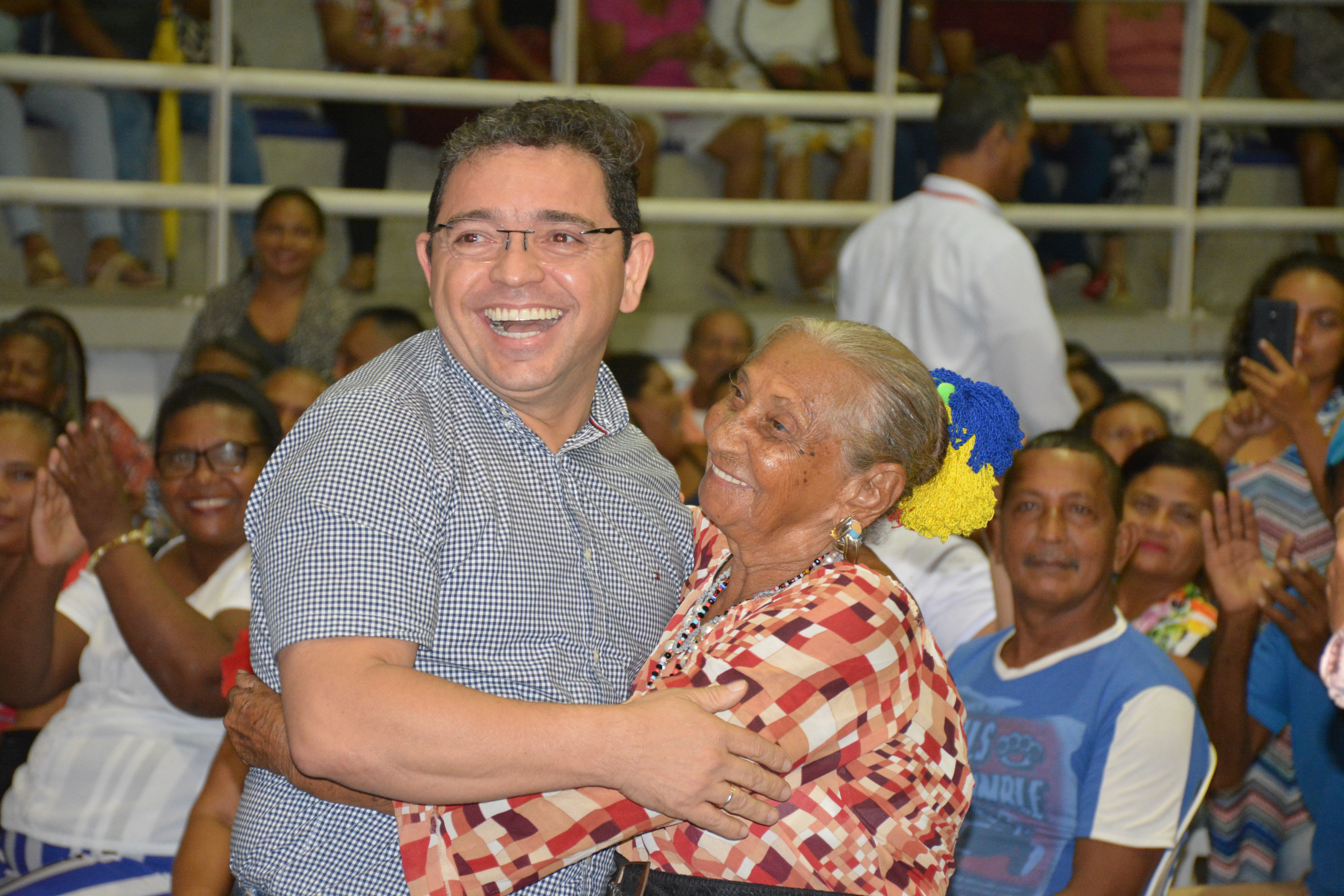 Alcalde Martínez el tercer mejor del país y el segundo de la Costa