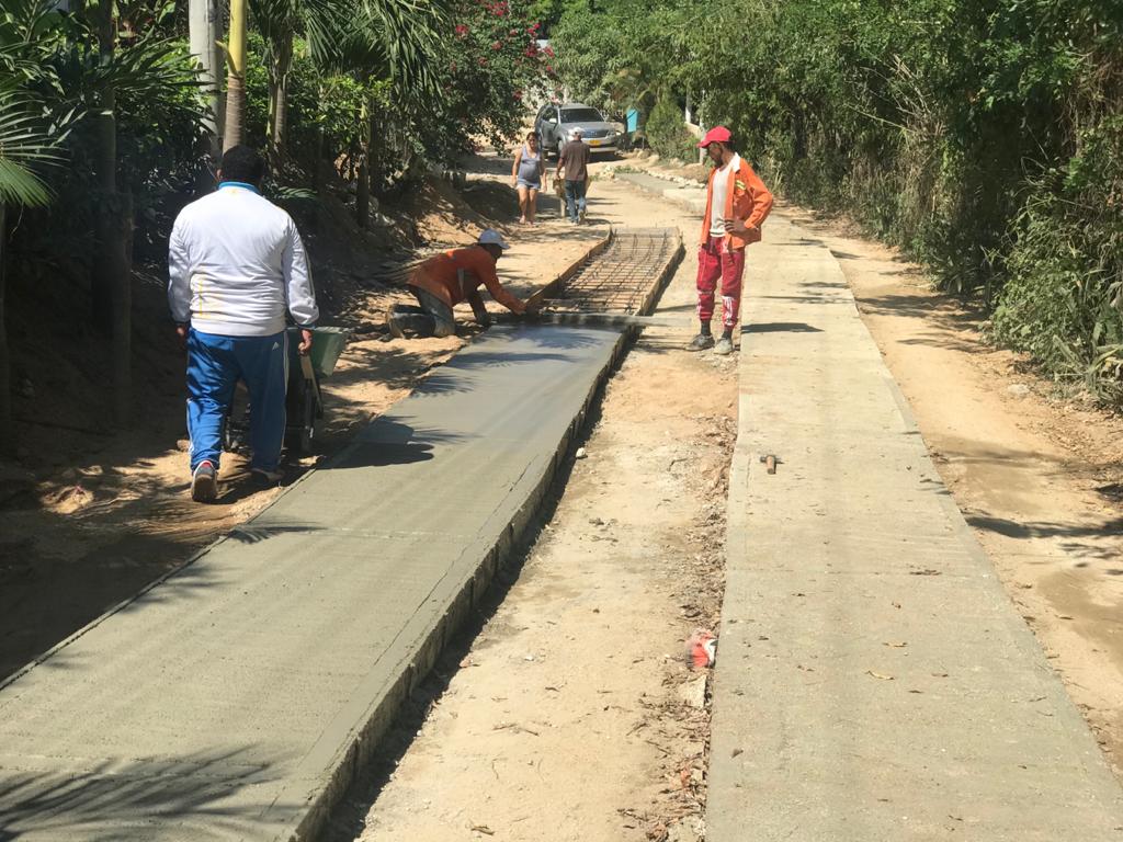 Avanza en un 50 % obra de placa huella en Masinga