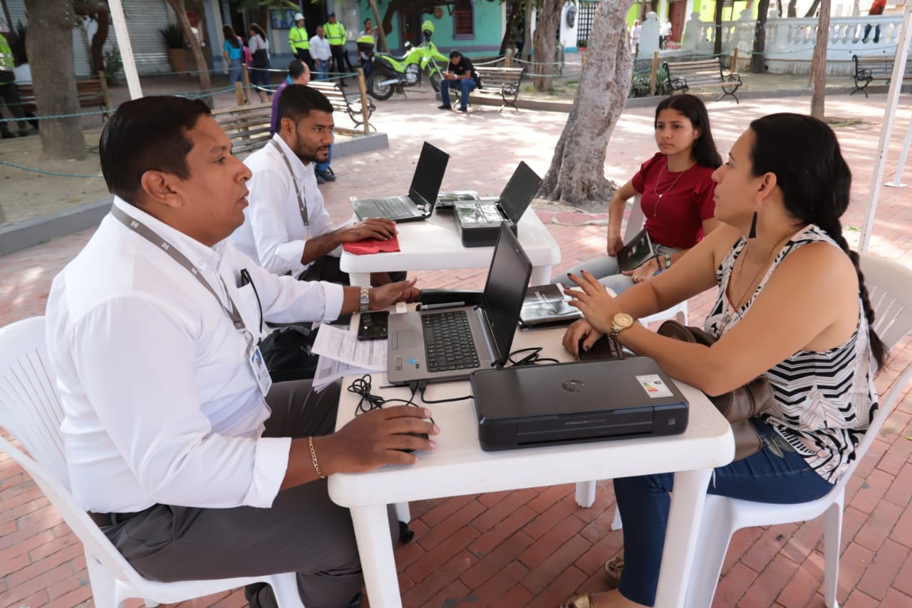 200 empresarios participaron en la I Jornada de Formalización del Centro Histórico 200 empresarios participaron en la I Jornada de Formalización del Centro Histórico
