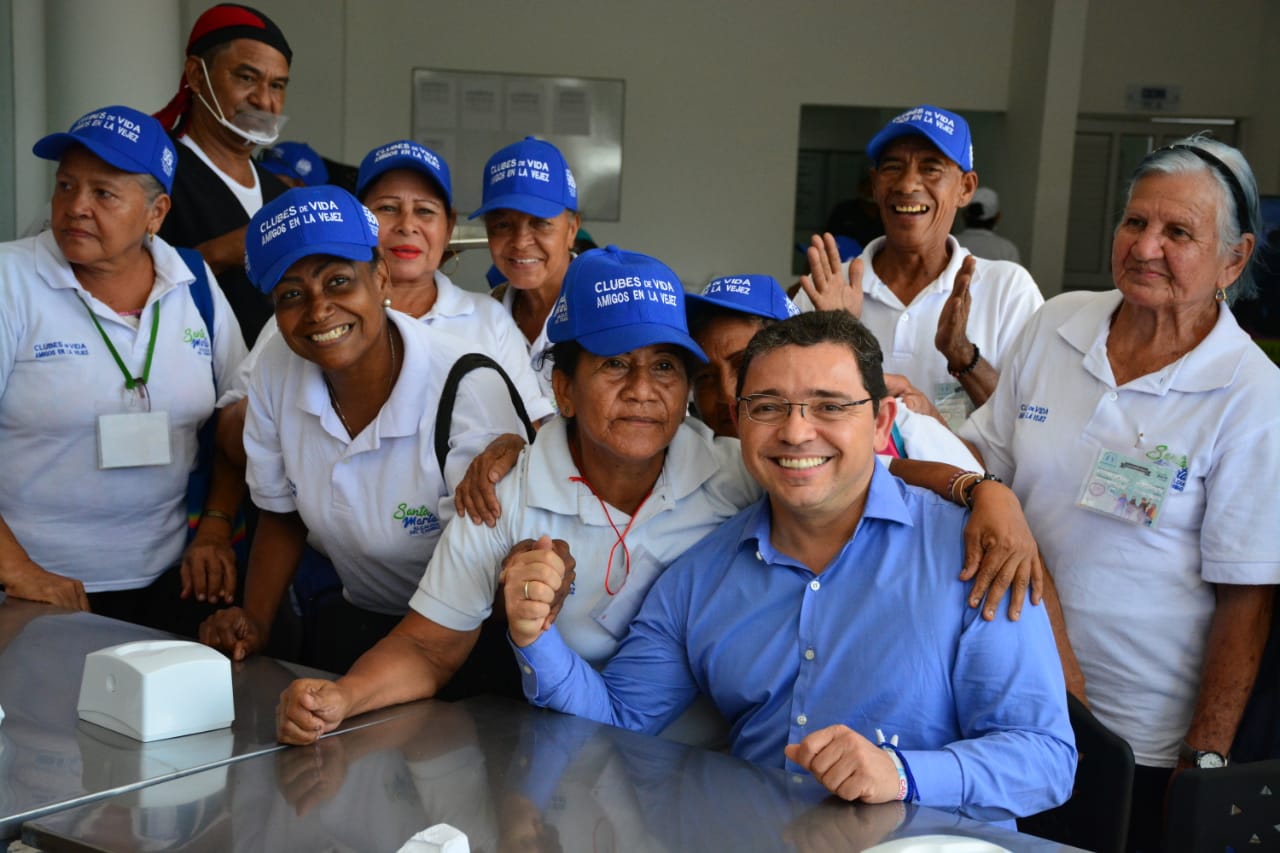 “El Cambio vive en los abuelitos del Centro de Vida de Bastidas”: Alcalde Martínez