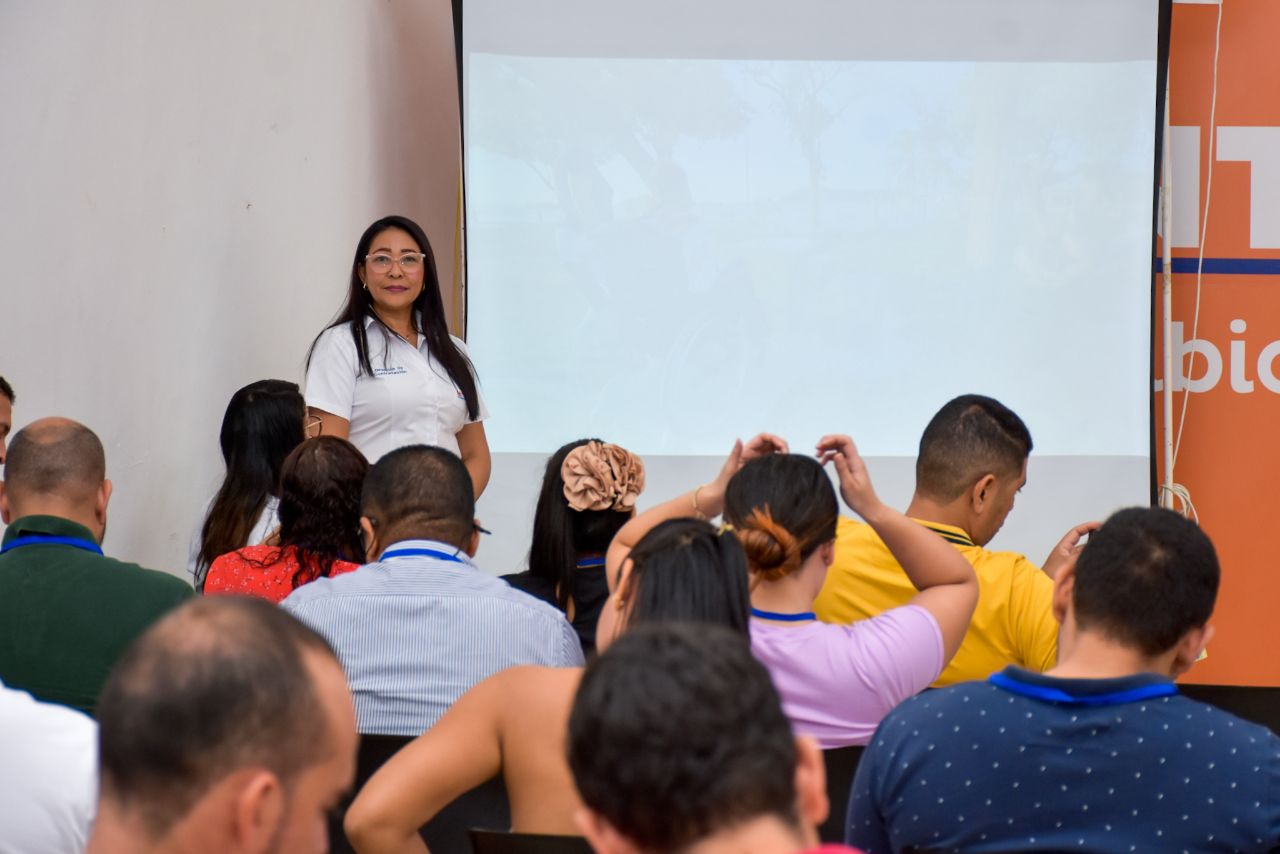 Alcaldía de Santa Marta realizó Feria de la Transparencia con personal, empresarios y proveedores del Distrito