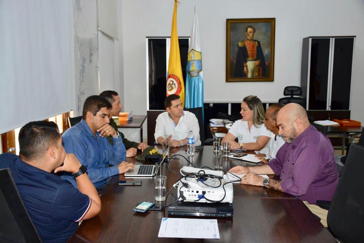 Alcalde Martínez coordina acciones para reforzar la seguridad en el Distrito