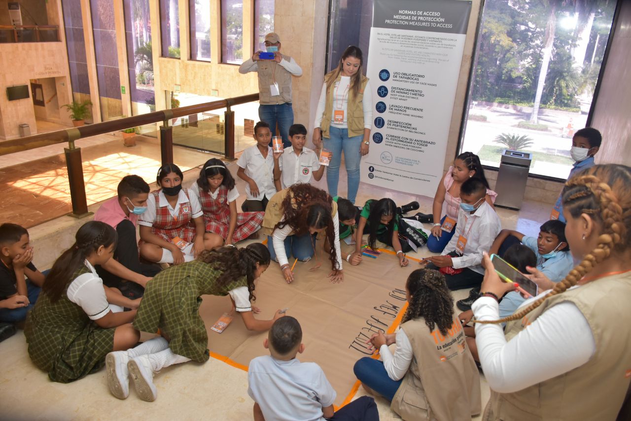 Primer Foro de Aceleración del Aprendizaje analizó aplicación de este modelo educativo en el Distrito