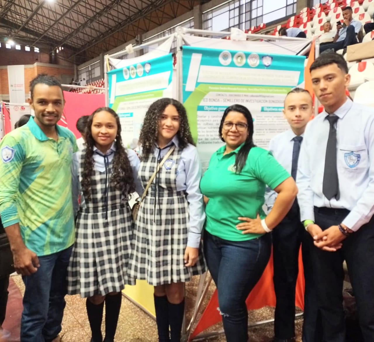 41 estudiantes de cinco instituciones educativas del Distrito presentan experiencias exitosas en eventos nacionales