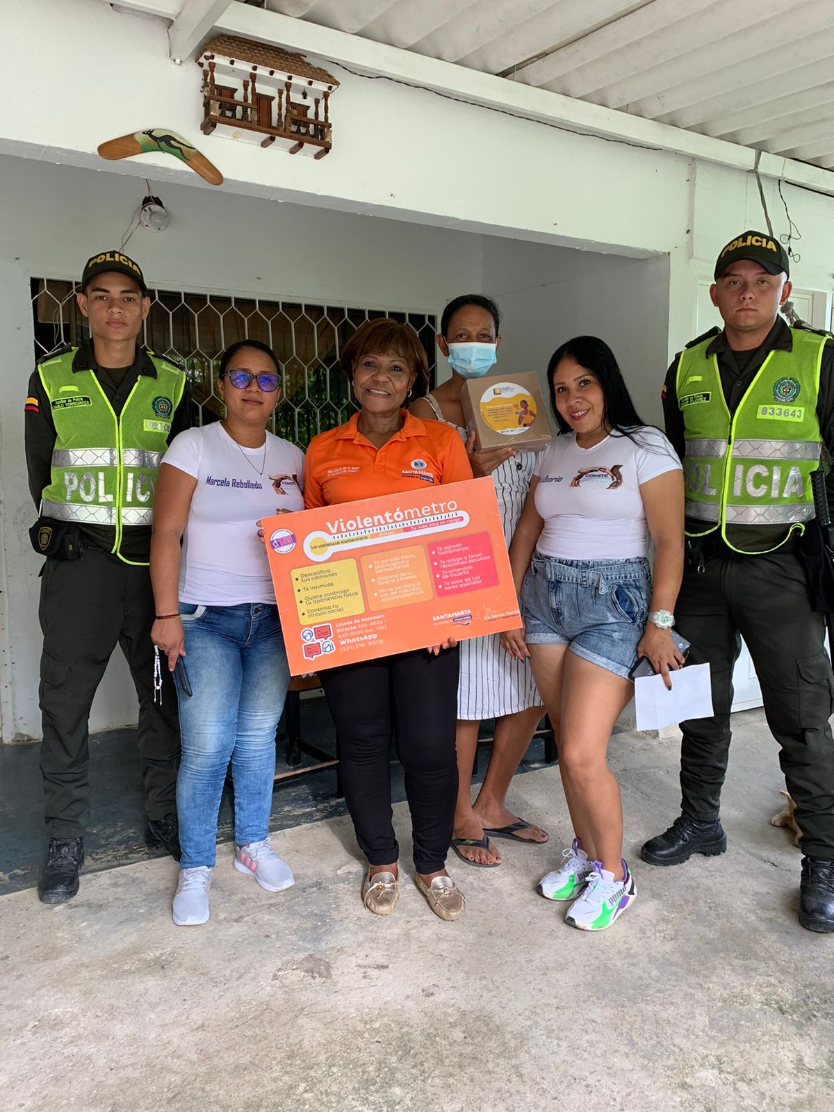 Alcaldía Distrital sensibiliza sobre violencia de género casa a casa en Los Laureles de Bonda