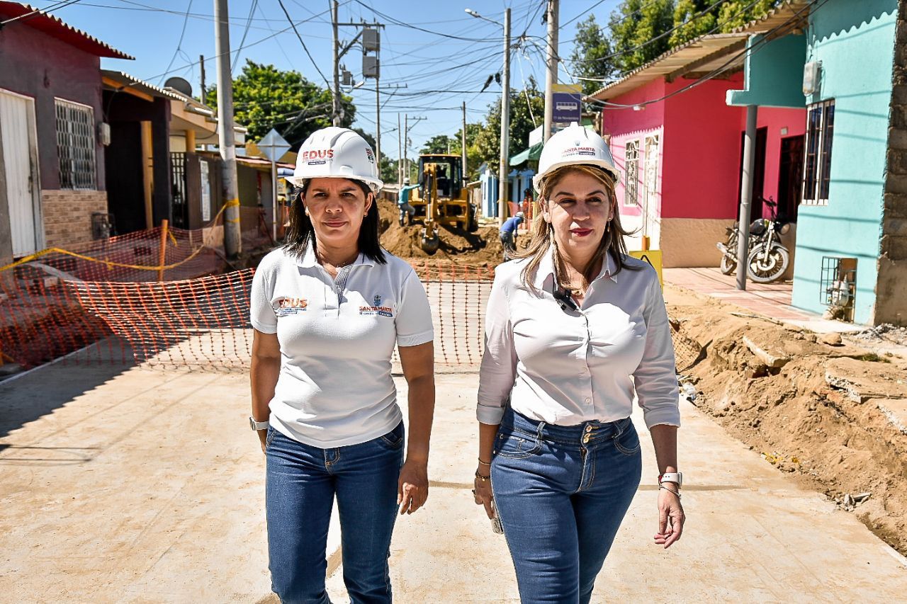 1.400 familias del Once de Noviembre se benefician con pavimentación del anillo vial