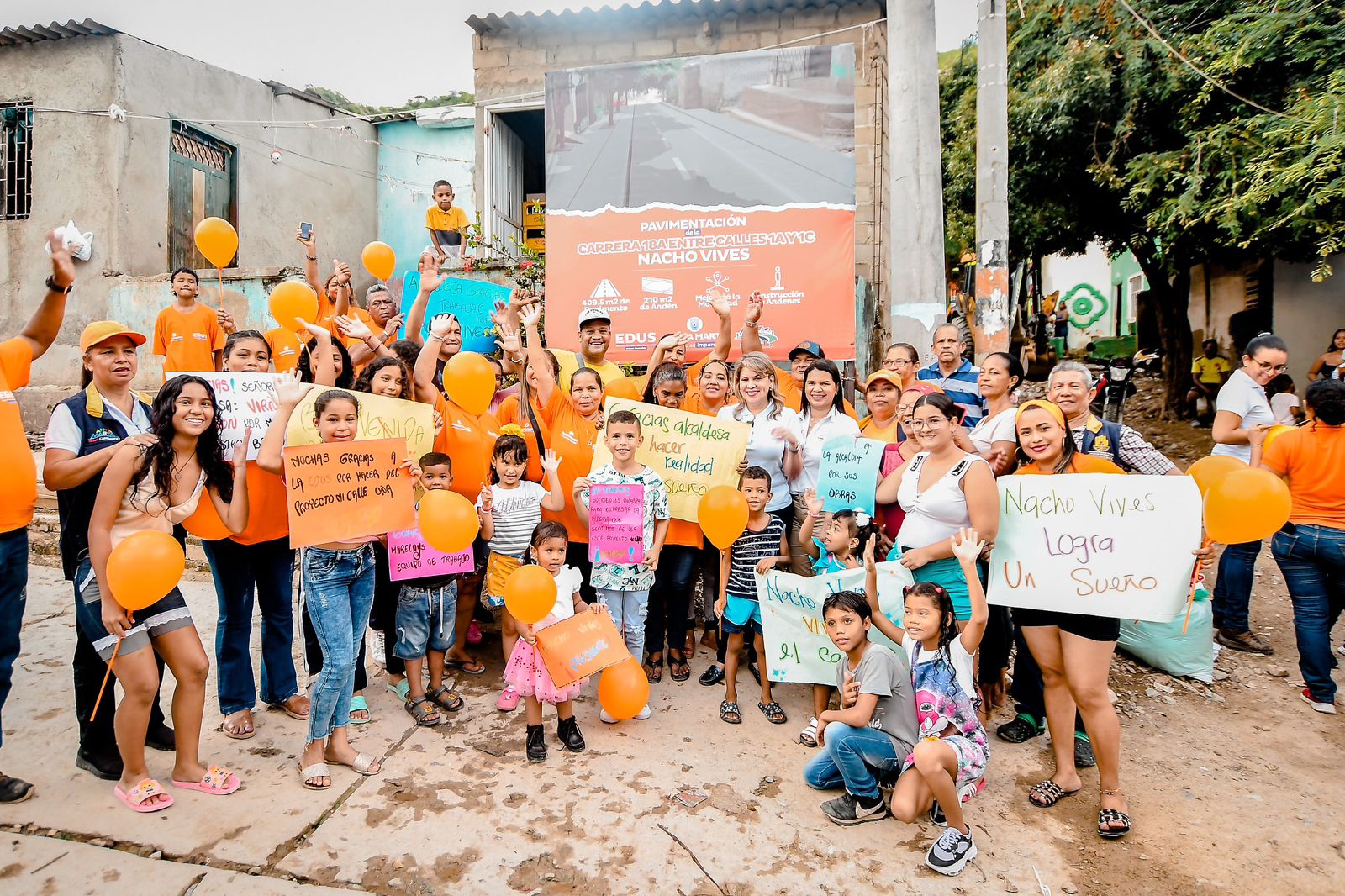 Alcaldesa Virna Johnson dio inicio a las obras de pavimentación en Nacho Vives