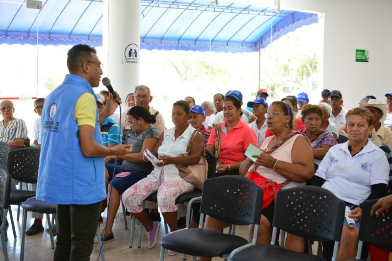 Centro de Vida de Bastidas reabre sus puertas a 600 adultos mayores