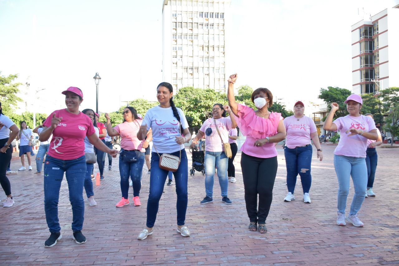 Alcaldía Distrital impulsa la prevención del cáncer de mama en Santa Marta