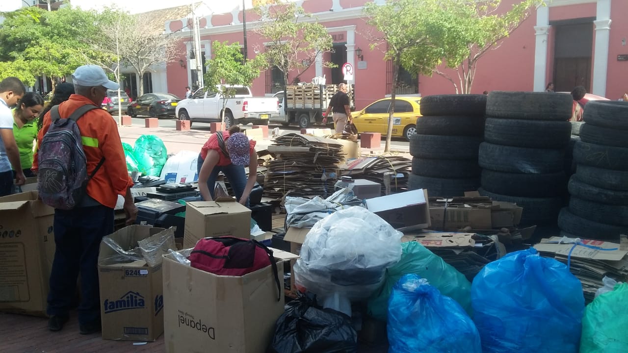 Con la entrega de 58.5 toneladas de residuos posconsumo, samarios se comprometen por una ciudad más amigable con el medio ambiente