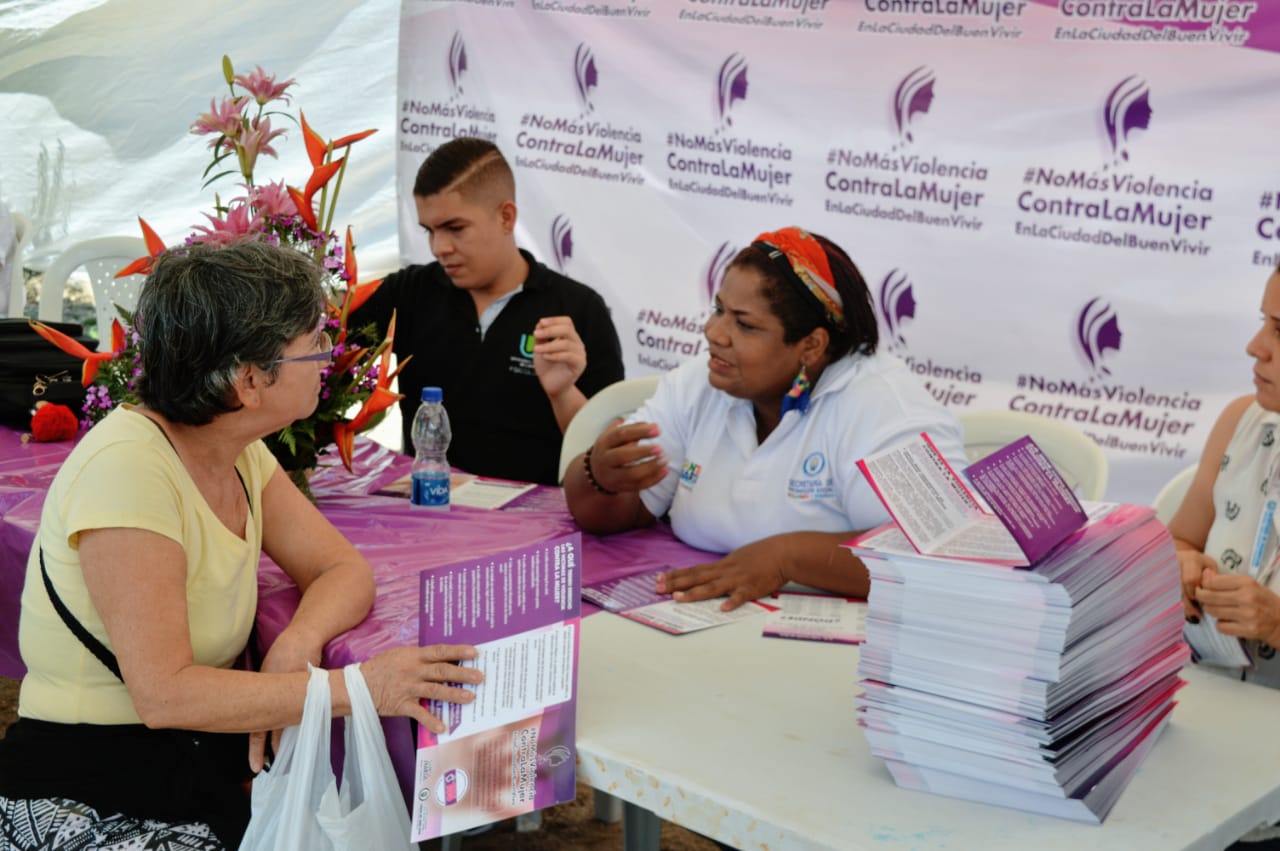 Campaña ‘No más violencia contra la mujer’ en las Ferias de la Equidad