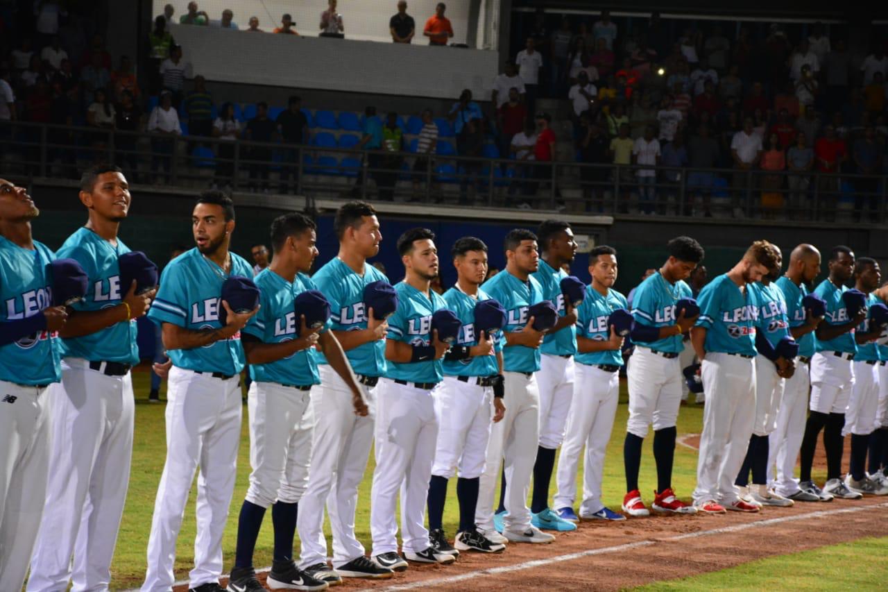 Con el primer juego de Leones, regresó el Béisbol profesional a Santa Marta