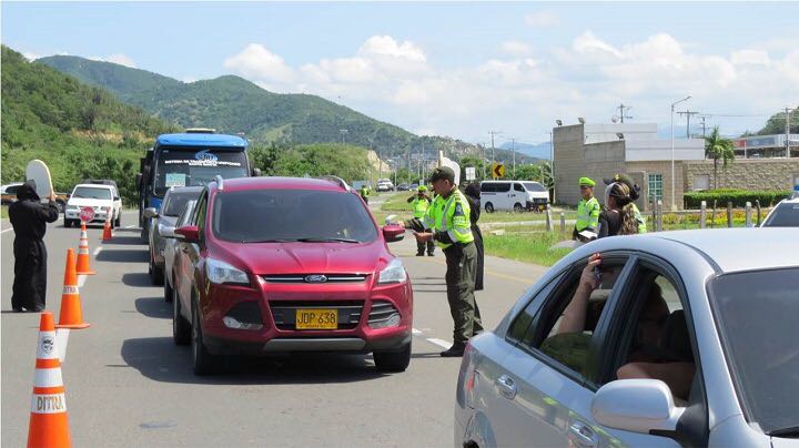 ‘Pico y placa’ y restricción de motos se mantendrán en Semana Santa