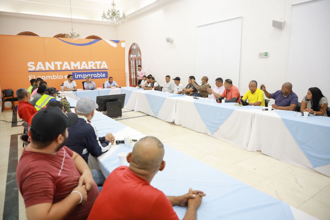 Alcaldía avanza en mesas de trabajo con mototaxistas para concertar soluciones para este gremio