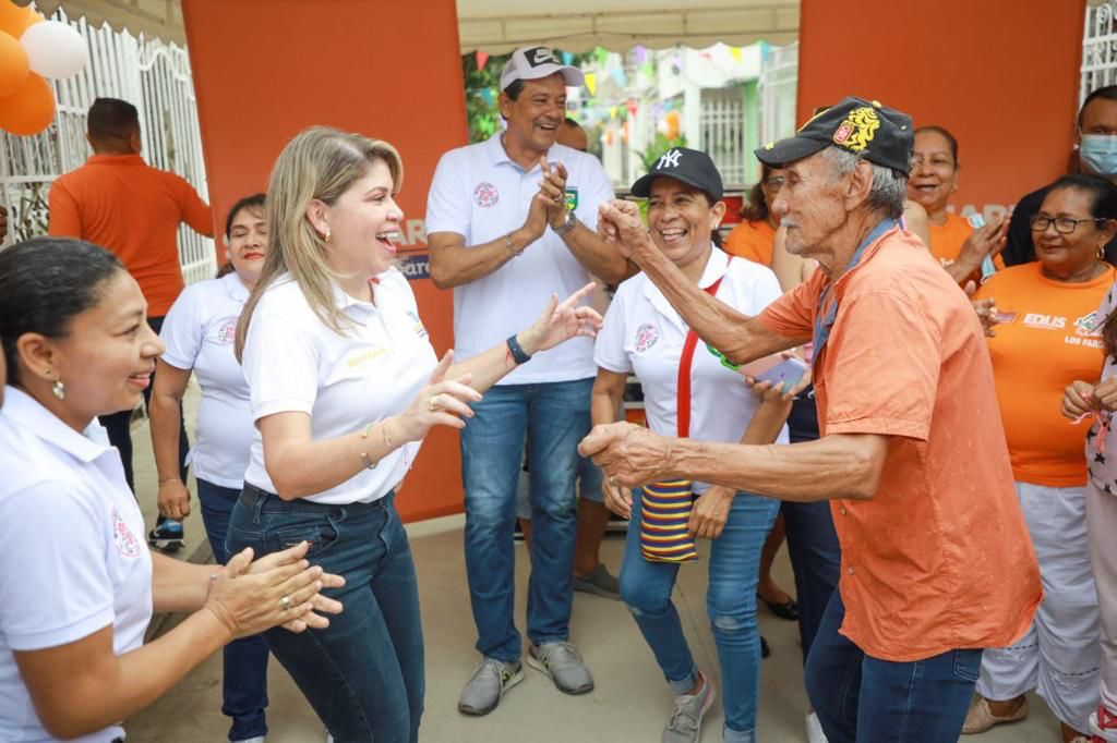 Más de 2 mil habitantes disfrutan de calle pavimentada en Bulevar de las Rosas y Los Faroles