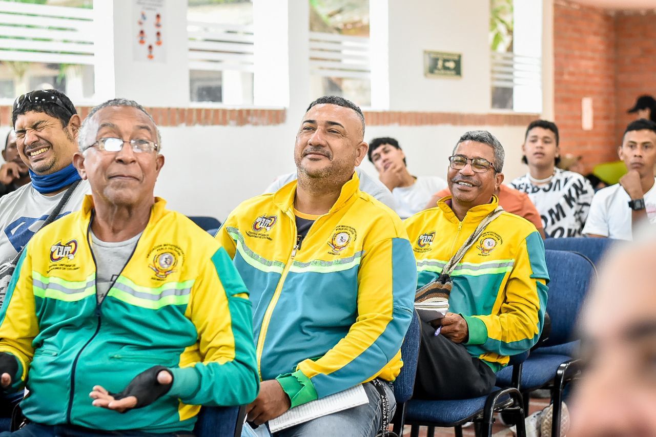 Alcaldía inició capacitaciones para la reconversión laboral de los mototaxistas de Santa Marta