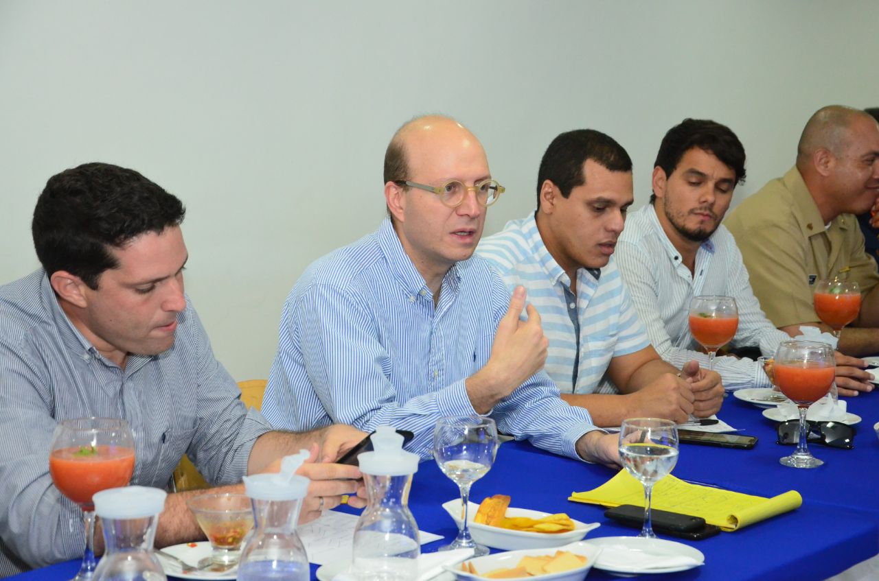 Alcalde (e) inicia Plan de Choque en El Rodadero Alcalde (e) inicia Plan de Choque en El Rodadero
