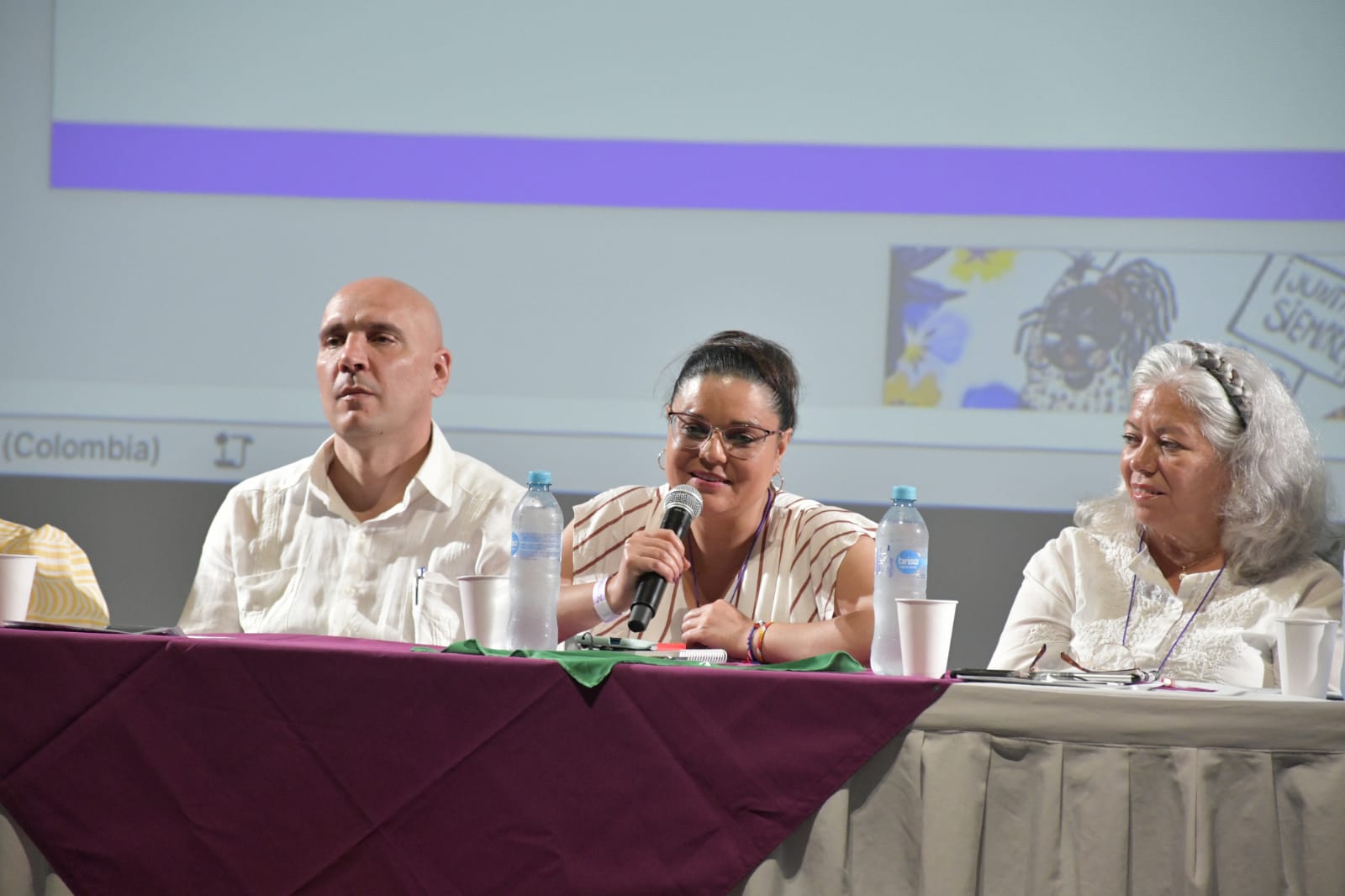 Más de 400 mujeres analizaron temas de género y equidad en el Primer Encuentro Internacional Caribe es Mujer