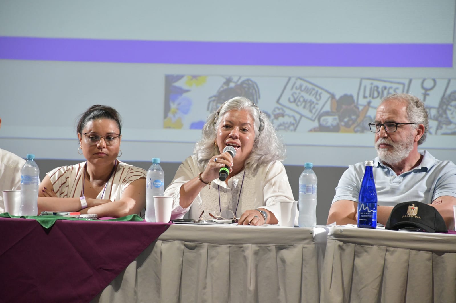 Más de 400 mujeres analizaron temas de género y equidad en el Primer Encuentro Internacional Caribe es Mujer