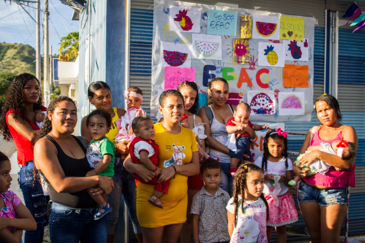 En la Galería Callejera de San Fernando los niños jugaron a ser artistas