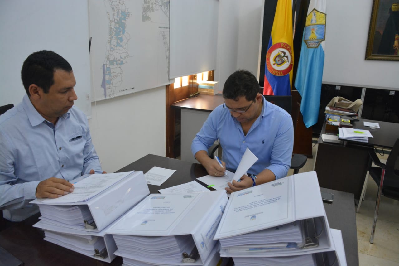 Alcaldía del Cambio radicó tres proyectos para solución a corto plazo el desabastecimiento de agua