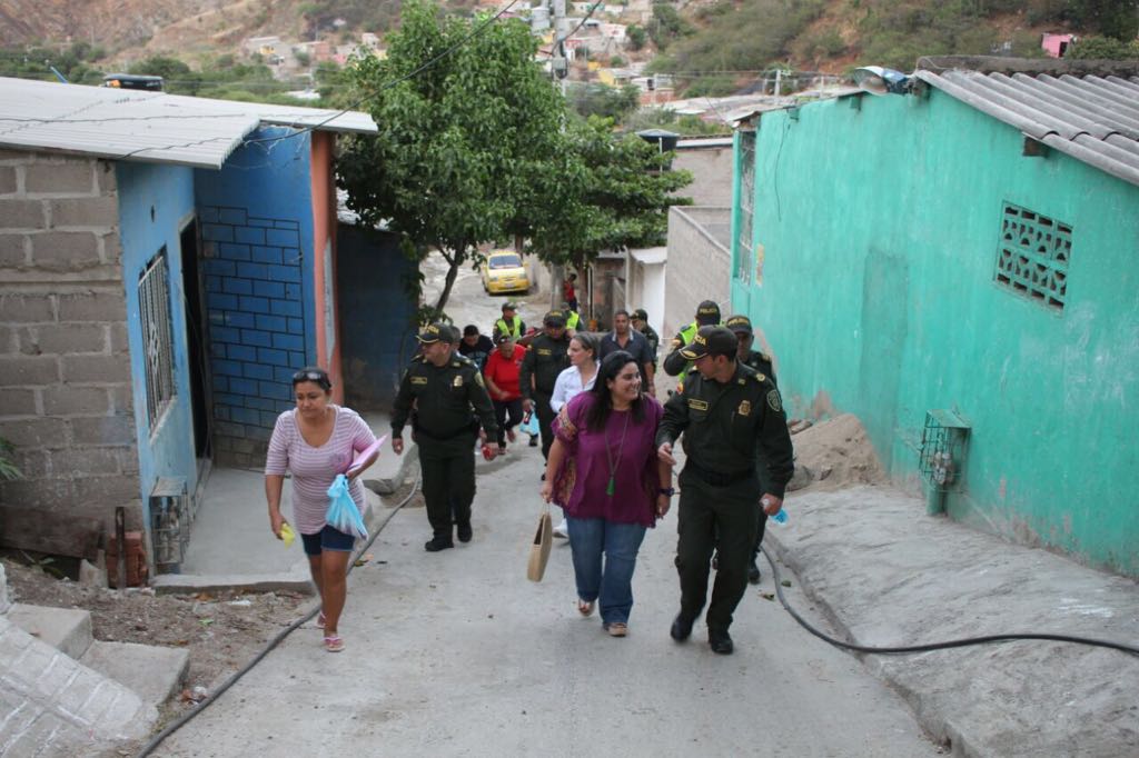 Distrito y Policía Metropolitana realizan recorridos en diferentes barrios de la ciudad