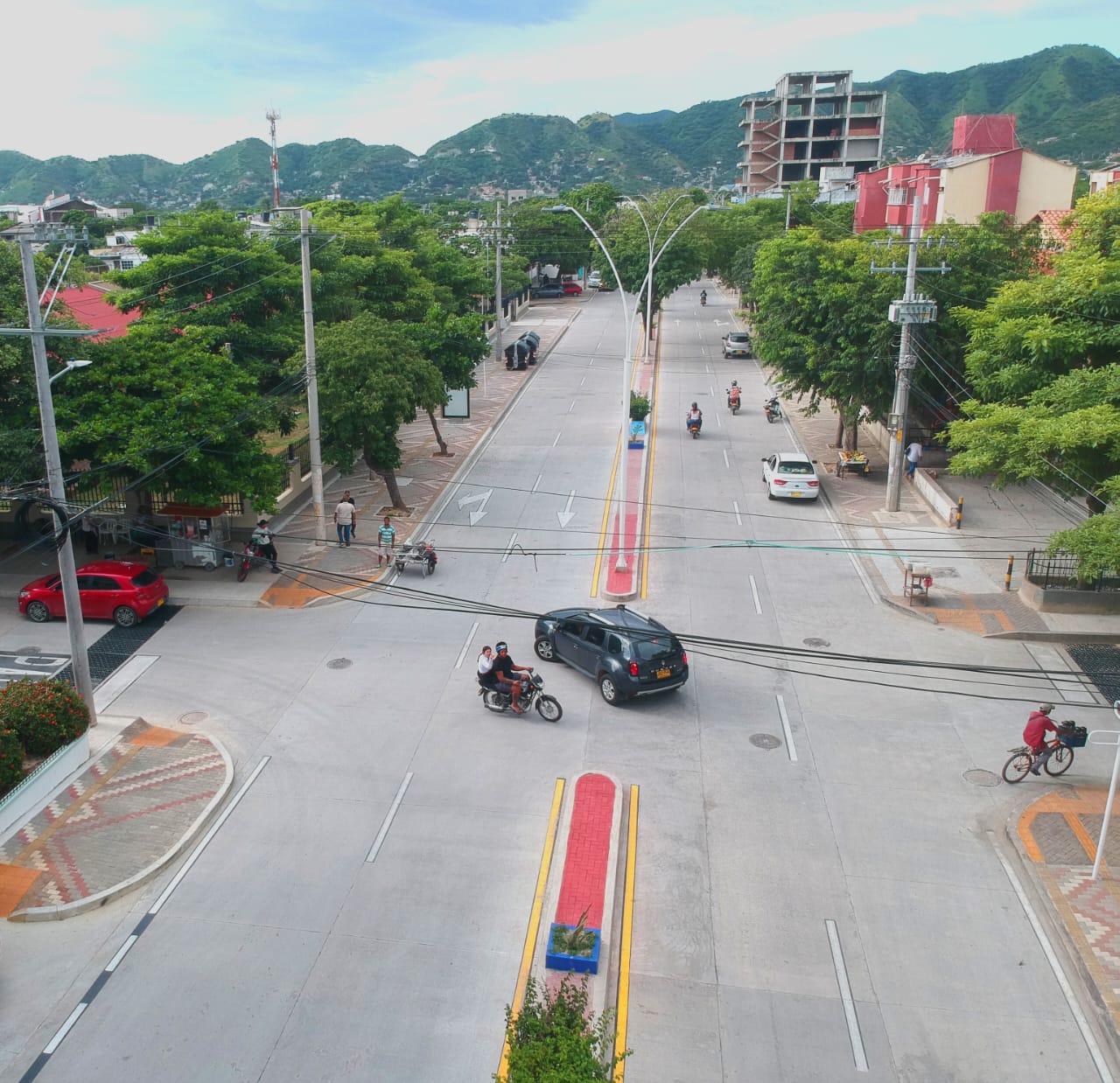 Alcaldía Distrital recuperó 20.409 m2 de malla vial en la Localidad 2